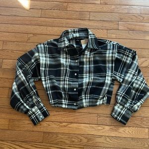 HYFVE Black & White Cropped Flannel Sz S NWT!!